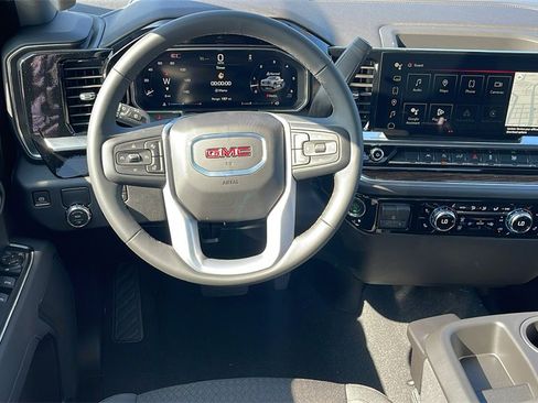 New 2026 GMC Sierra 1500 SLE image 14