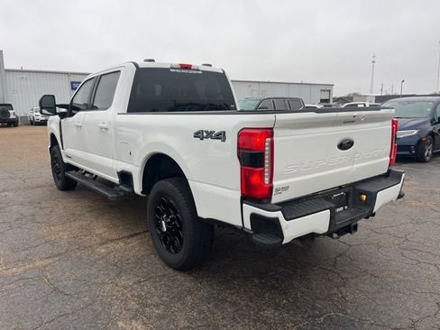 Used 2025 Ford F350 Lariat w/ Black Appearance Package image 6