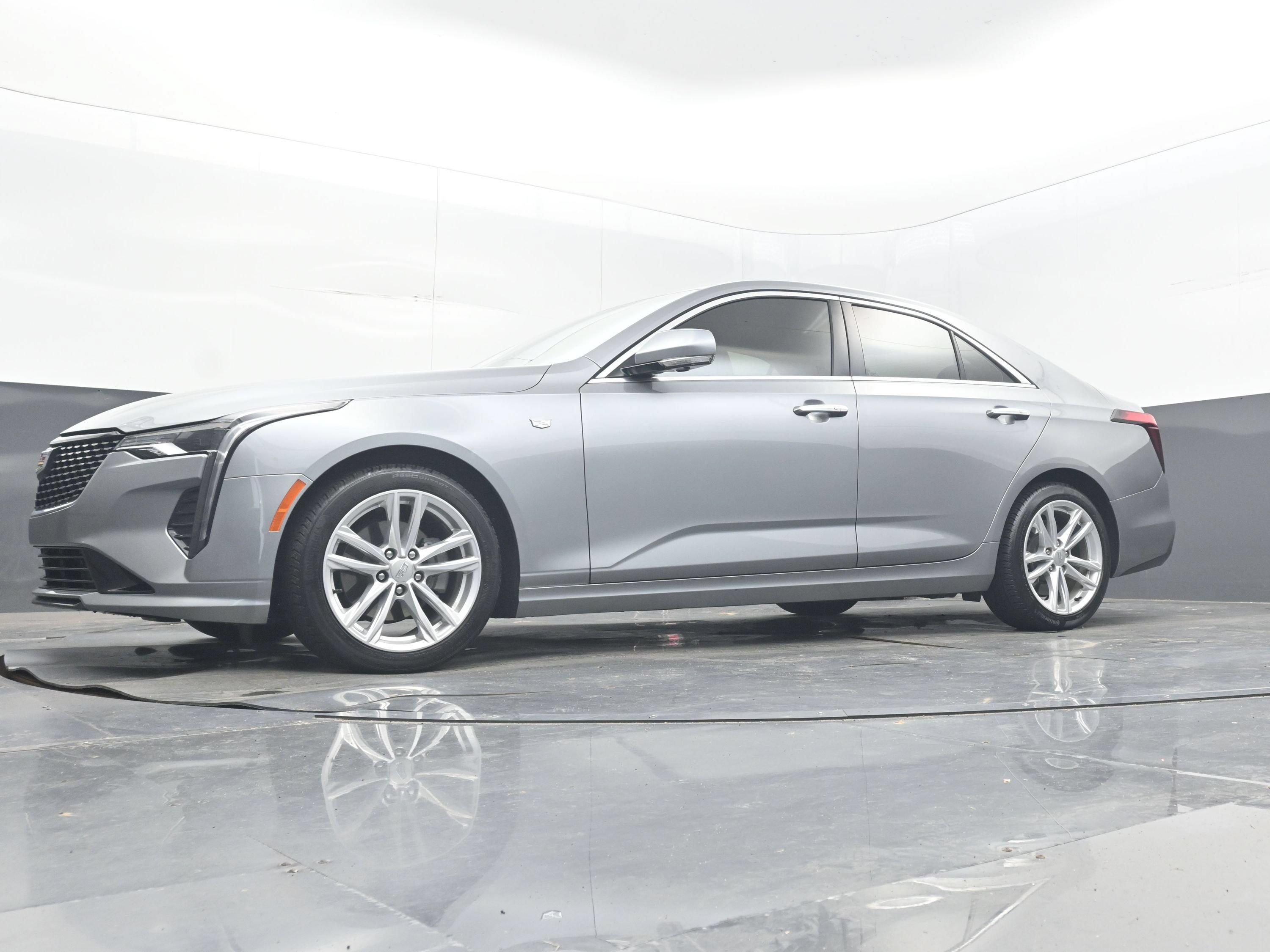 Used 2023 Cadillac CT4 Luxury w/ Sun And Sound Package RWD image 23