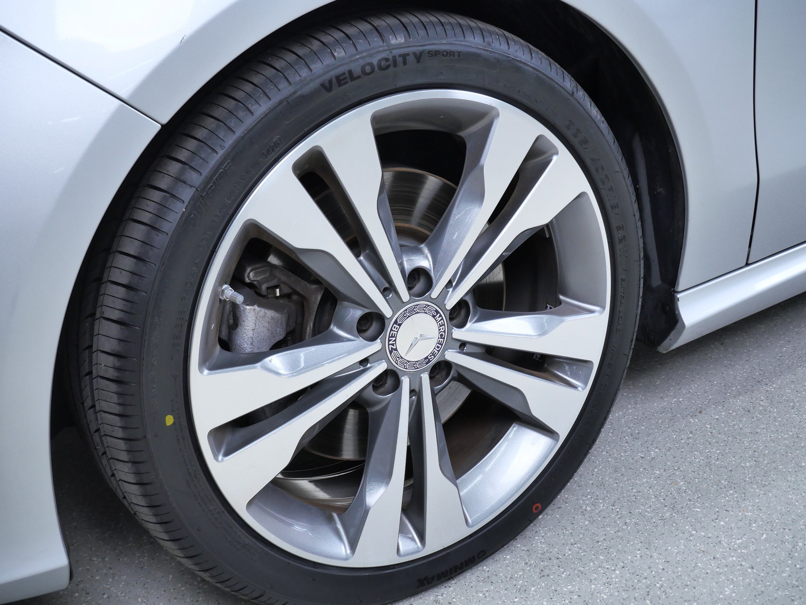 Used 2014 Mercedes-Benz CLA 250 image 12