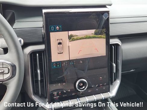 New 2026 GMC Acadia AT4 w/ Luxury Package AWD/4WD image 14