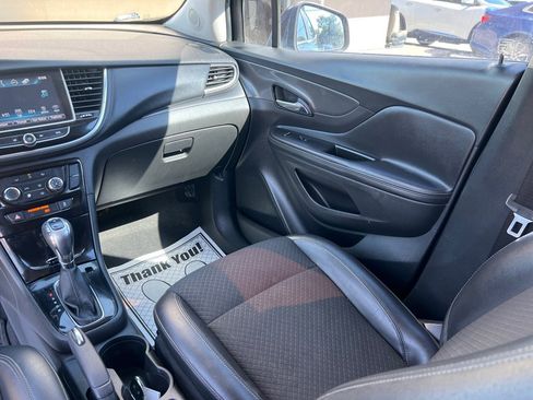 Used 2018 Buick Encore Preferred FWD image 17