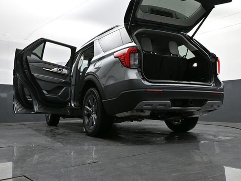 New 2026 Ford Explorer Active w/ Active Comfort Package AWD/4WD image 39