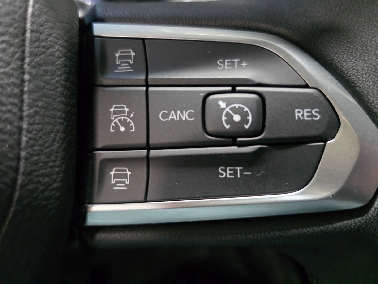 Used 2024 Jeep Compass Limited AWD/4WD image 19