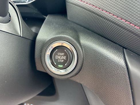 Used 2023 Chevrolet TrailBlazer RS w/ Sun and Liftgate Package FWD image 16