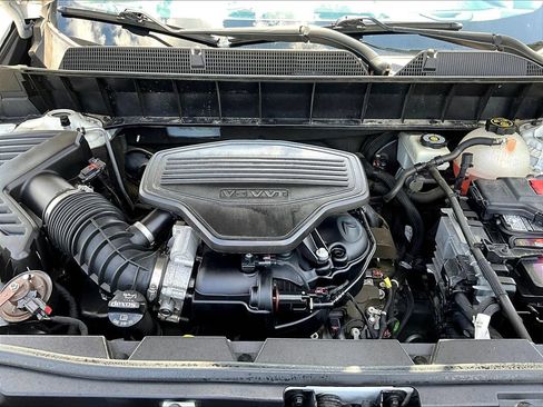 Used 2017 GMC Acadia Denali w/ Technology Package AWD/4WD image 34