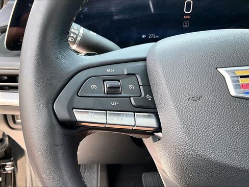 Used 2025 Cadillac XT4 Premium Luxury FWD image 22