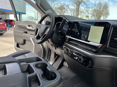 New 2026 Chevrolet Silverado 1500 LT image 30