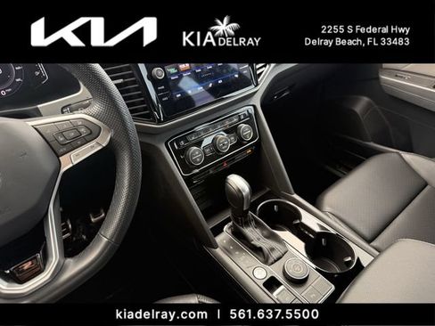 Used 2023 Volkswagen Atlas Cross Sport SEL R-Line AWD/4WD image 27