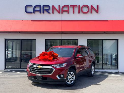 Used 2019 Chevrolet Traverse LT w/ LPO, Floor Liner Package AWD/4WD image 2