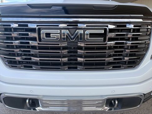 Used 2026 GMC Sierra 1500 Denali Ultimate AWD/4WD image 36