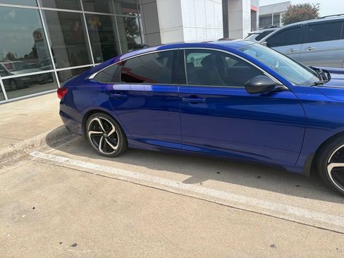 Used 2022 Honda Accord Sport image 3