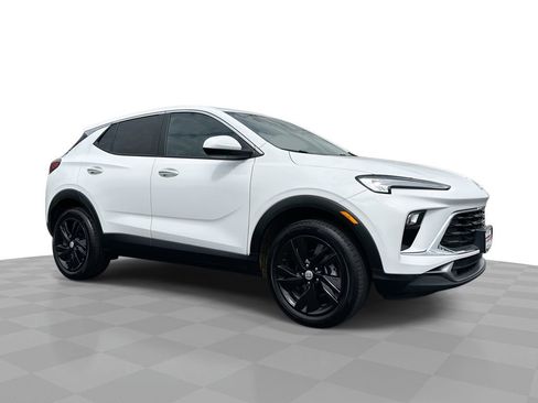 Certified 2025 Buick Encore GX Preferred image 1