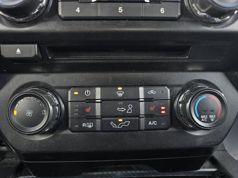 Used 2018 Ford F150 XLT w/ Equipment Group 302A Luxury image 28