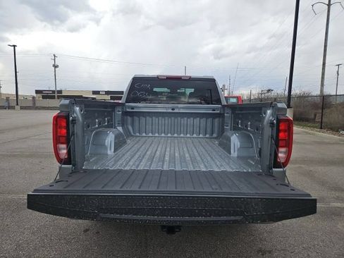 New 2026 GMC Sierra 1500 SLE AWD/4WD image 16