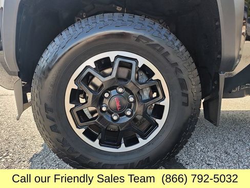 Used 2024 Toyota Tacoma TRD Off-Road AWD/4WD image 26