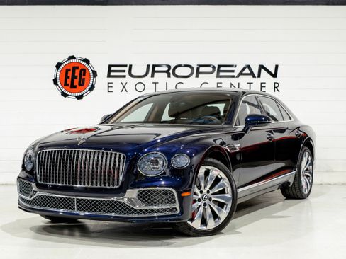 Used 2021 Bentley Flying Spur W12 AWD/4WD image 4