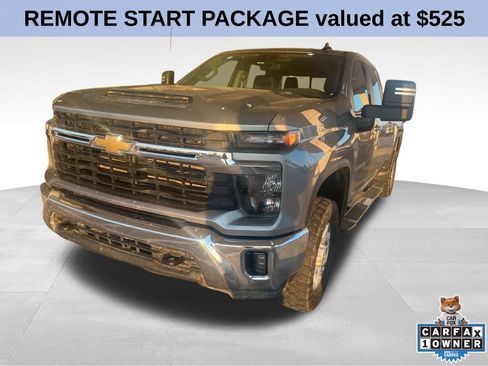 Used 2024 Chevrolet Silverado 3500 LT w/ Convenience Package image 4