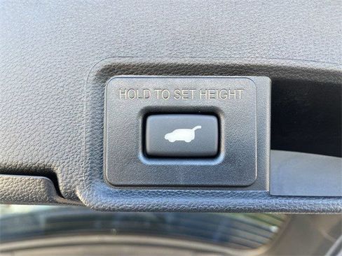 Used 2026 Acura RDX SH-AWD image 36