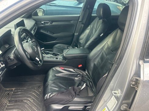 Used 2022 Honda Civic Sport image 3