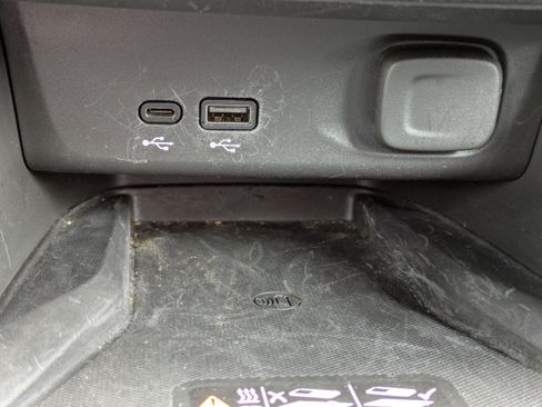 Used 2024 Buick Envista Preferred w/ Convenience II Package image 20