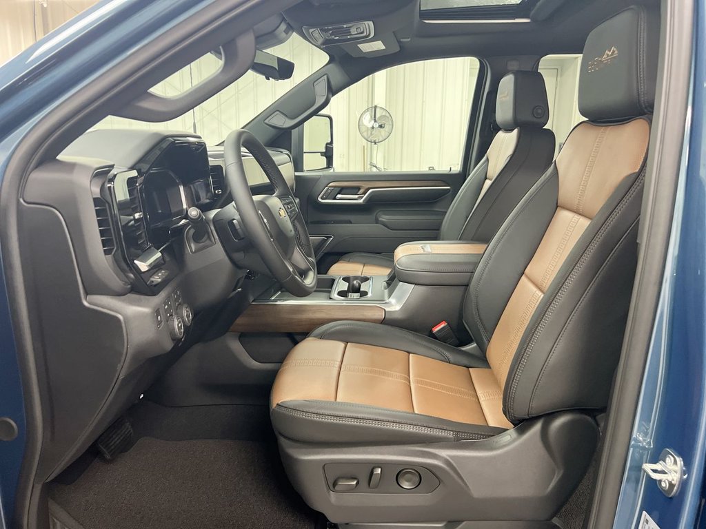 New 2026 Chevrolet Silverado 2500 High Country w/ High Country Premium Package AWD/4WD image 21