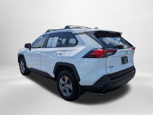 Used 2024 Toyota RAV4 XLE w/ Convenience Package FWD image 6