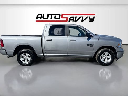 Used 2021 RAM 1500 Classic SLT AWD/4WD image 8