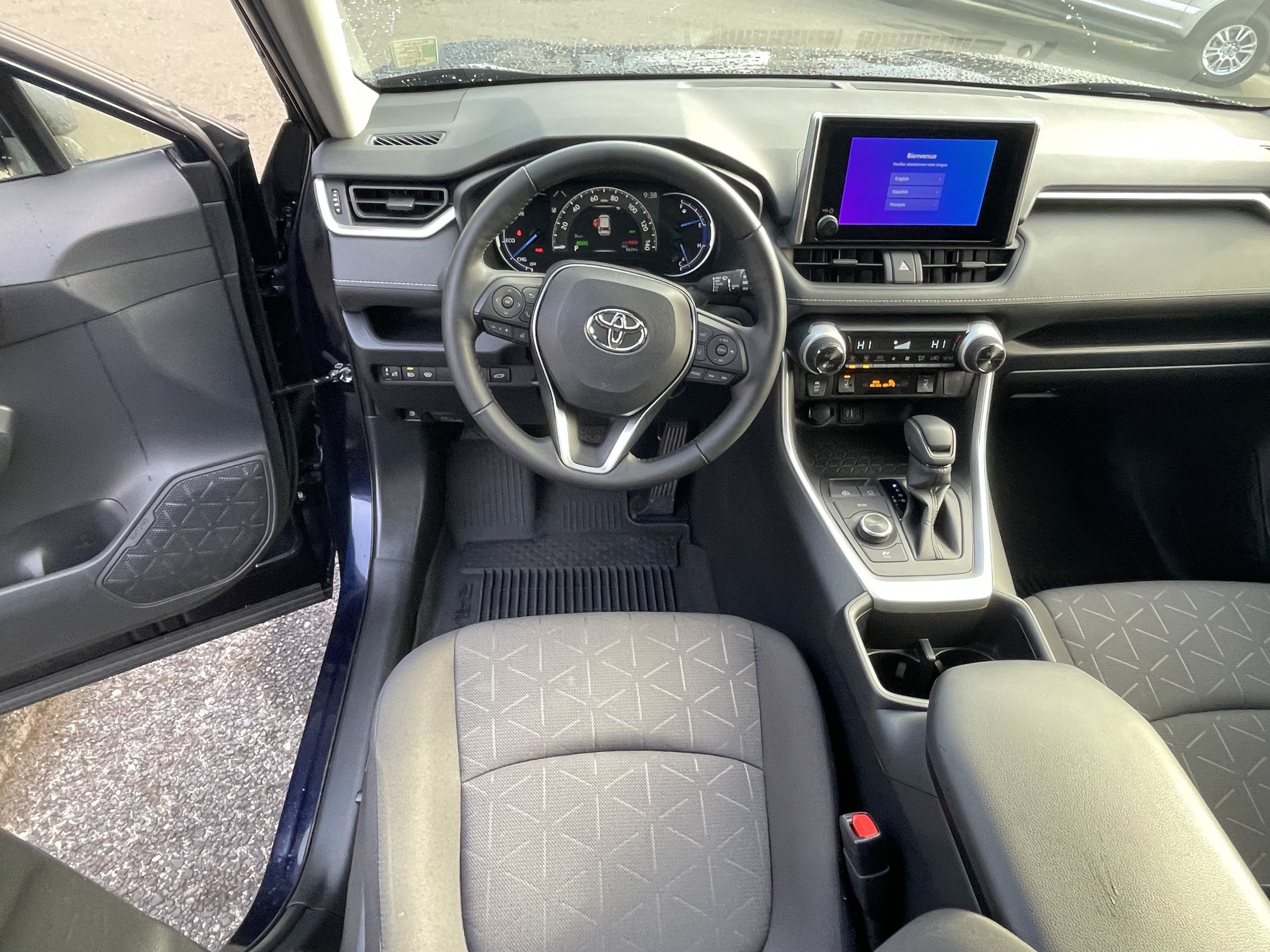 Certified 2025 Toyota RAV4 XLE w/ Convenience Package AWD/4WD image 11
