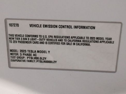 Used 2023 Tesla Model Y Long Range AWD/4WD image 26