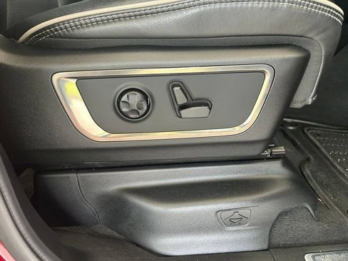 Used 2019 RAM 1500 Limited AWD/4WD image 33