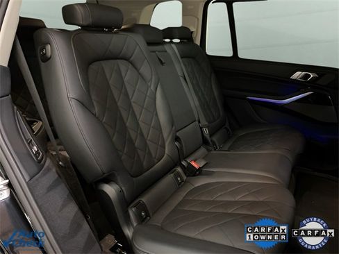 Used 2024 BMW X7 xDrive40i w/ Premium Package image 71