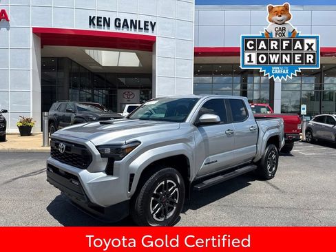 Used 2024 Toyota Tacoma TRD Sport AWD/4WD image 1