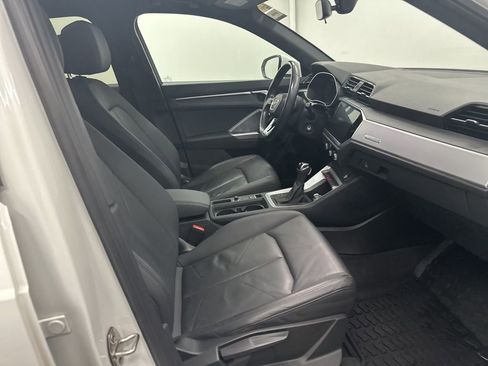 Used 2020 Audi Q3 2.0T Premium image 27