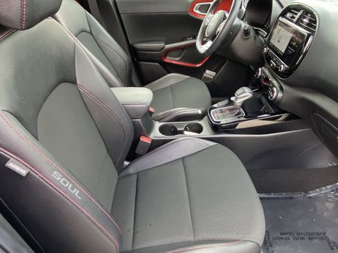 Used 2023 Kia Soul GT-Line FWD image 16