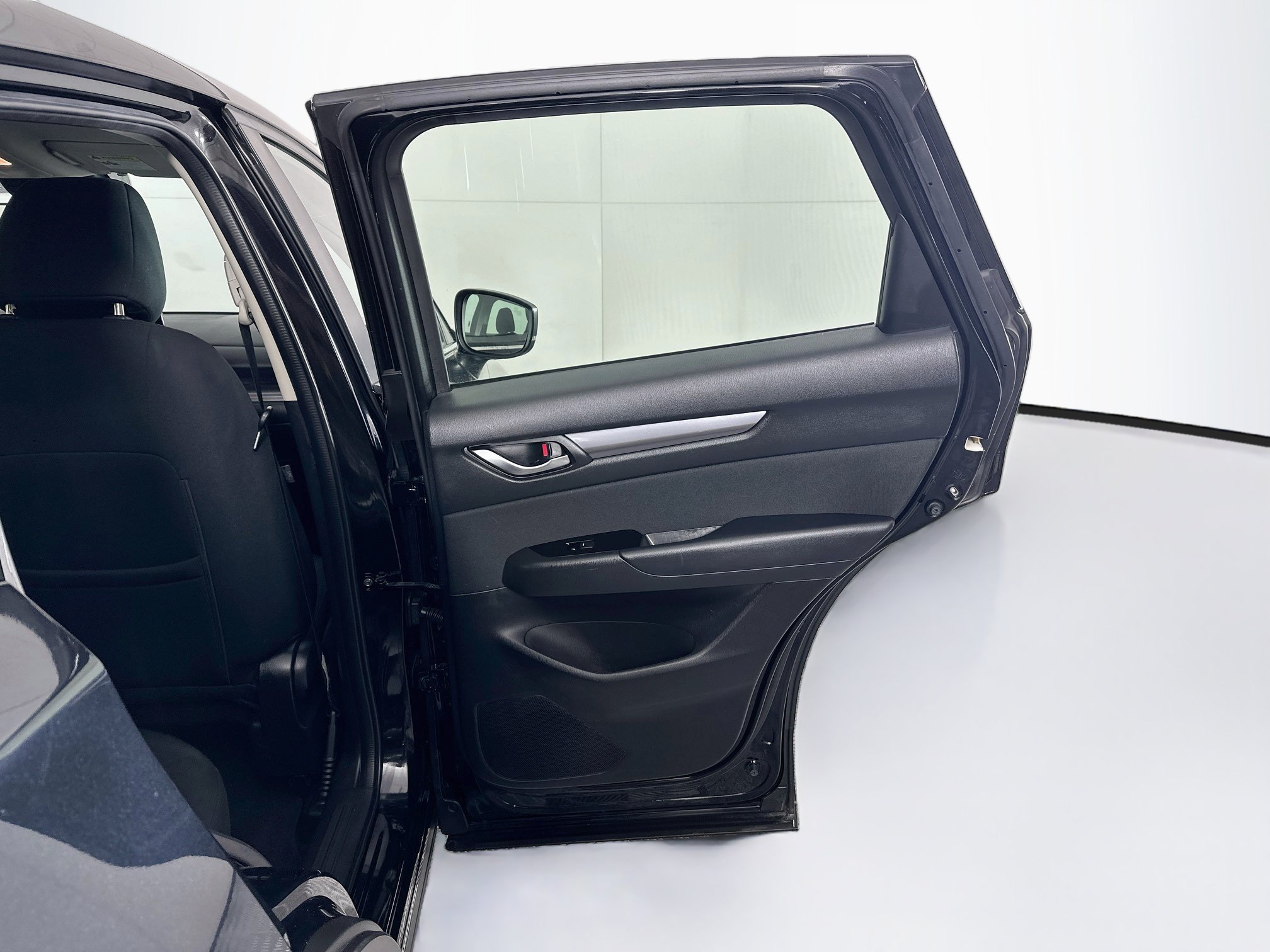 Used 2019 MAZDA CX-5 Sport FWD image 29