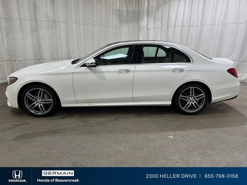 Used 2017 Mercedes-Benz E 300 4MATIC image 5