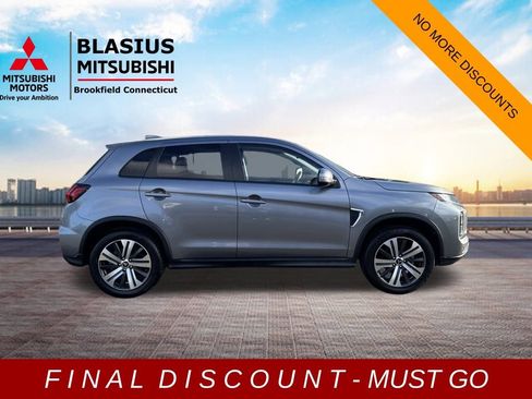 Used 2023 Mitsubishi Outlander Sport ES image 6