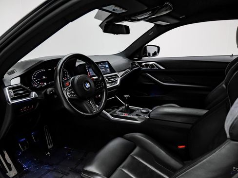 Used 2021 BMW M4 Coupe w/ Executive Package image 32
