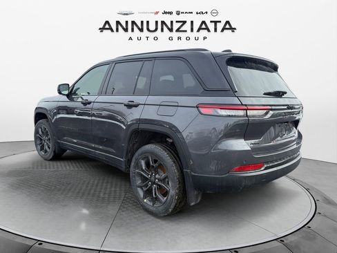 New 2025 Jeep Grand Cherokee Limited w/ MOPAR Finishing Package image 3