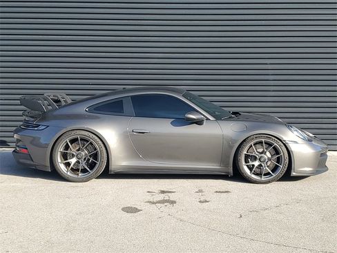 Used 2022 Porsche 911 GT3 image 8