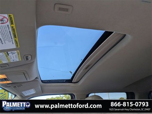 Used 2015 Ford F250 Lariat w/ Lariat Ultimate Package image 21