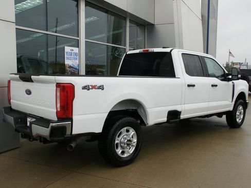New 2026 Ford F350 XLT image 3
