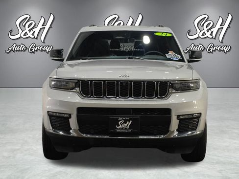 Used 2024 Jeep Grand Cherokee L Limited w/ Luxury Tech Group II image 19