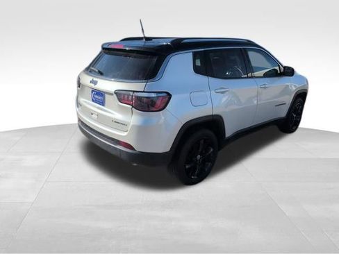 Used 2018 Jeep Compass Limited w/ Navigation Group image 8