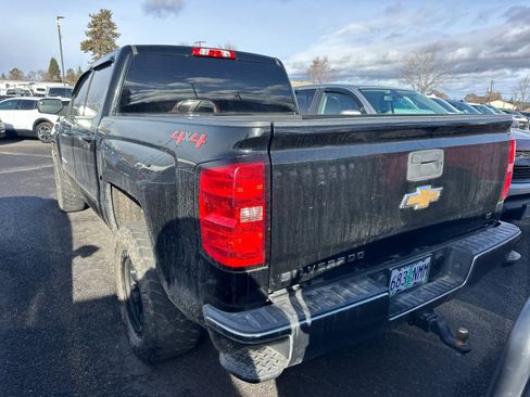 Used 2018 Chevrolet Silverado 1500 LT w/ All Star Edition image 3