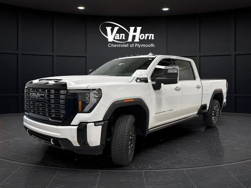 Used 2025 GMC Sierra 2500 Denali Ultimate w/ Snow Plow Prep/Camper Package AWD/4WD image 3