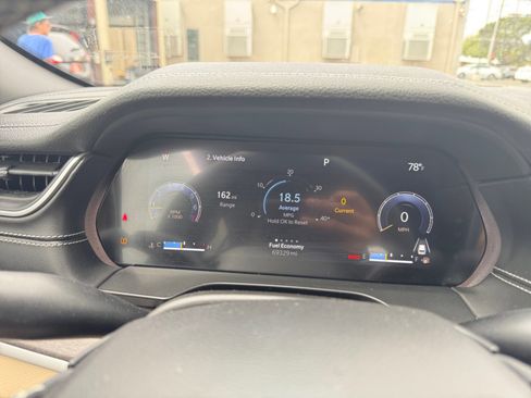 Used 2023 Jeep Grand Cherokee Limited image 14