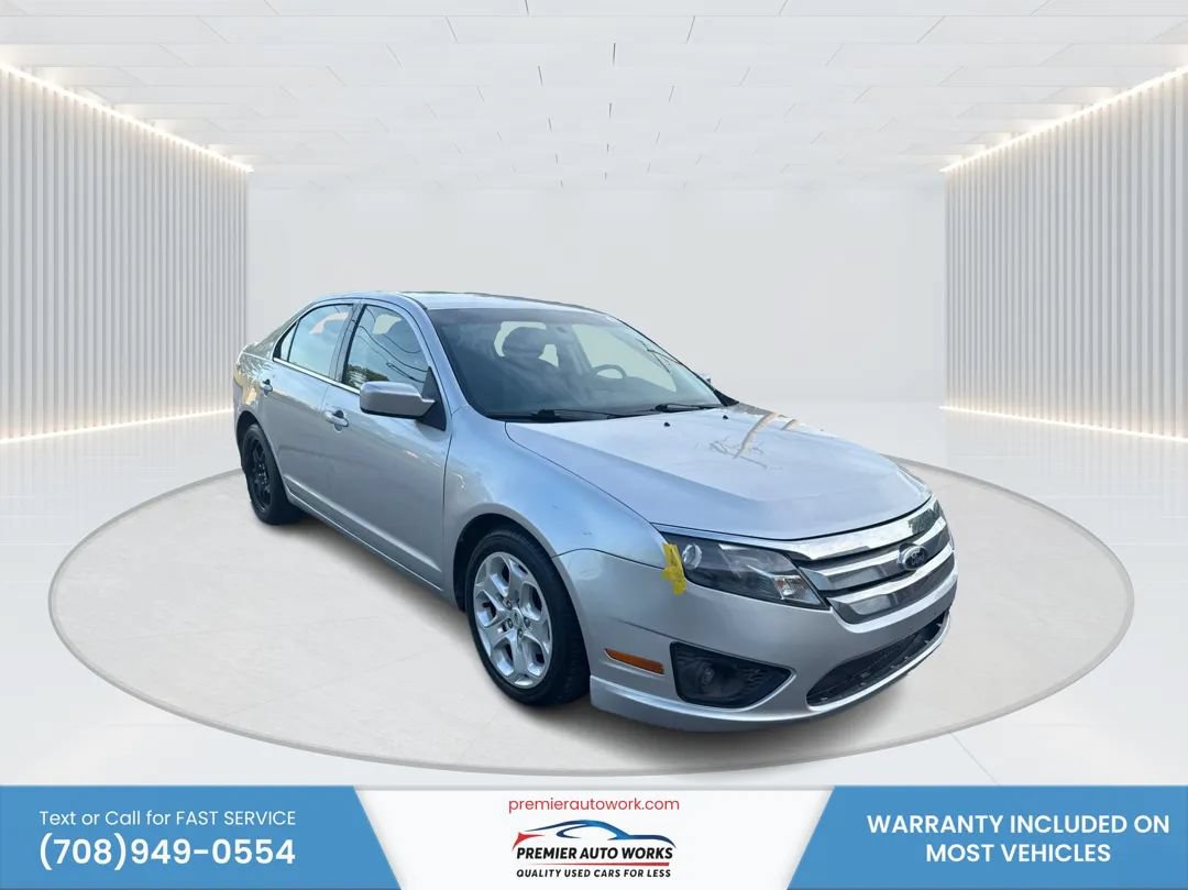 Used 2011 Ford Fusion SE FWD image 3