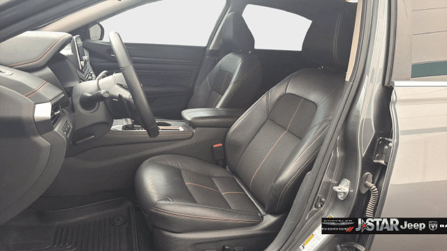 Used 2021 Nissan Altima 2.5 SR w/ SR Premium Package FWD image 10